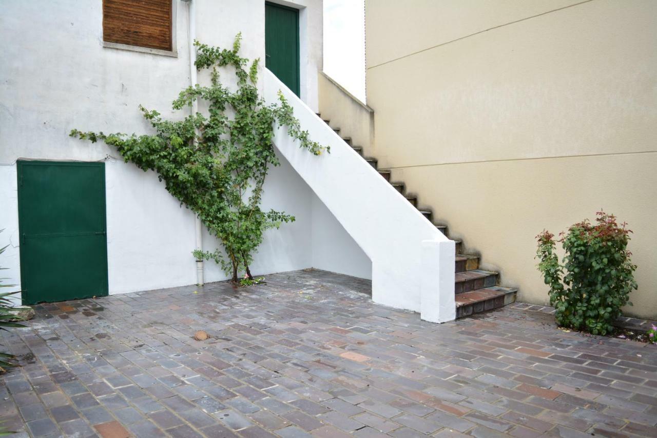 Apartamentos Alameda Coca Exterior photo
